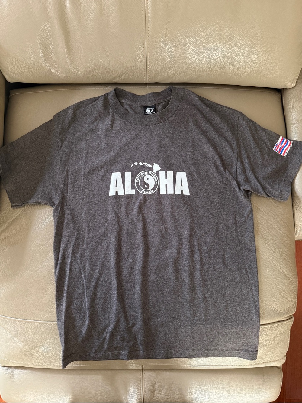 ALOHA Graphic Tshirt T & C Surf Designs Hawaii Charcoal Gray/White sz Men Large
